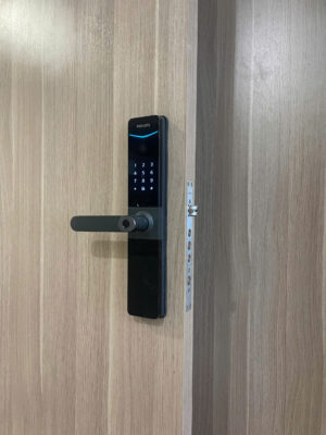 Khóa cửa điện tử nào tốt 36